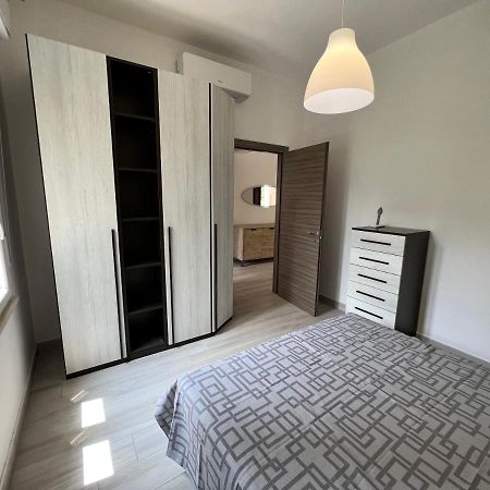 I Lecci Villa Livorno Luaran gambar